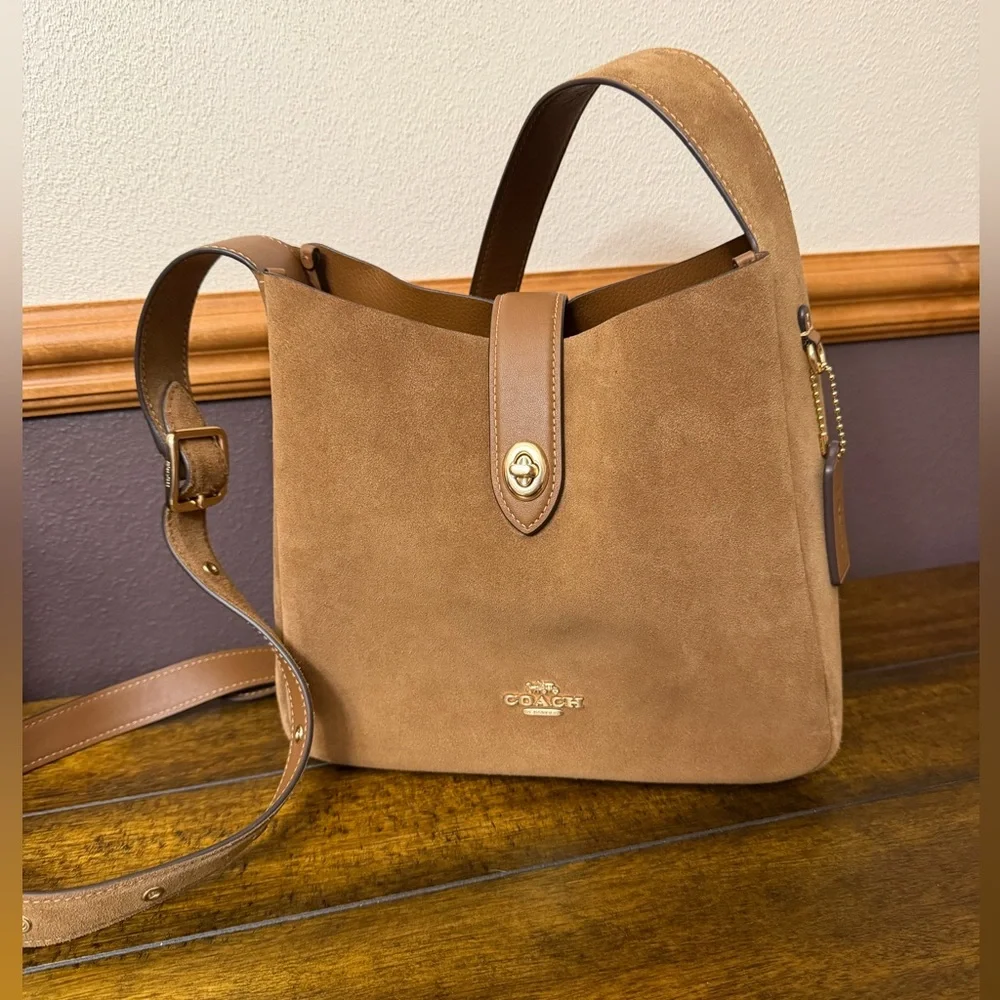 ✨ Coach Hadley Convertible Crossbody Bag in Suede ✨